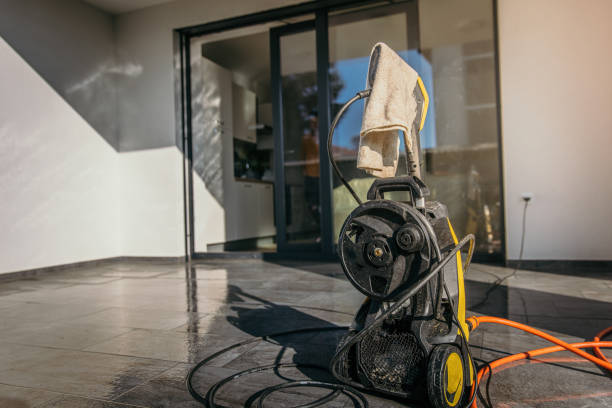 Best Pool Deck Cleaning  in Bruce, MS